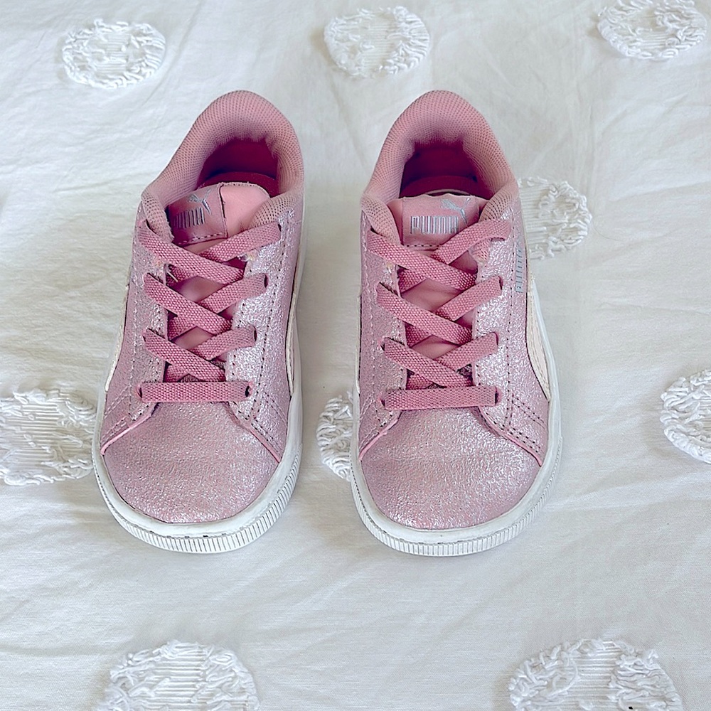 Toddler sneakers